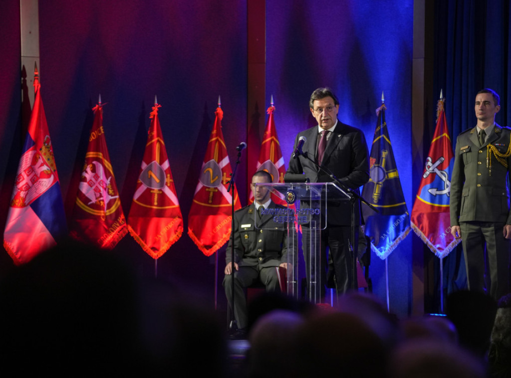 Ministar Gašić prisustvovao obeležavanju Dana Kopnene vojske u Nišu