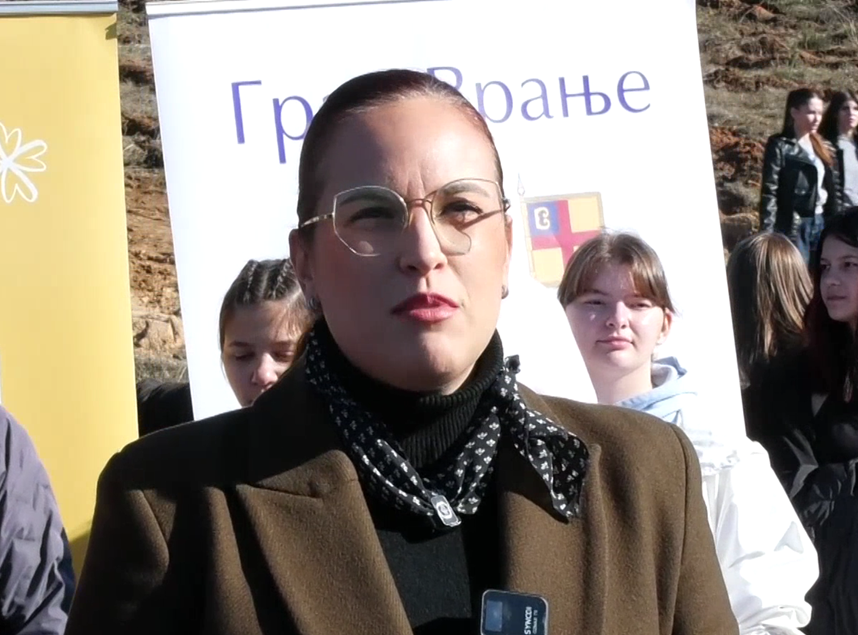 Sara Pavkov: Uspešna akcija sadnje 3.500 sadnica crnog bora sa mladima u Vranju