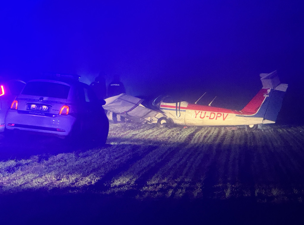 Mali avion pao kod aerodroma u Subotici, jedna osoba poginula, jedna povređena