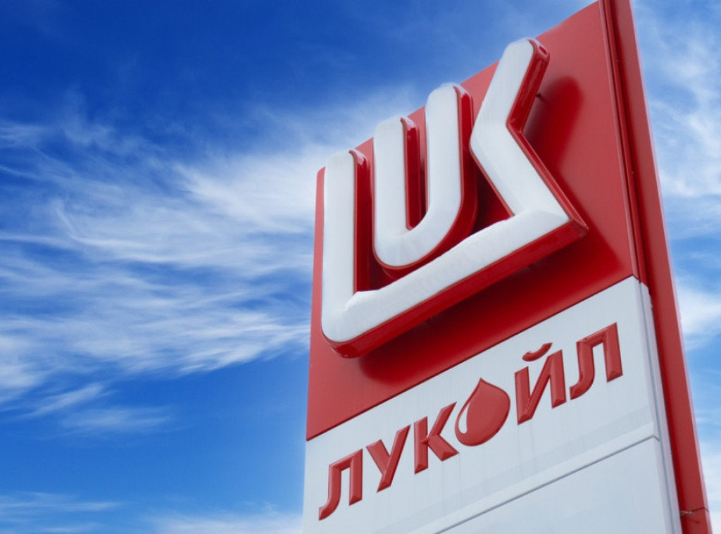 Rumunija odobrila dekret za preuzimanje Lukoilove imovine u zemlji