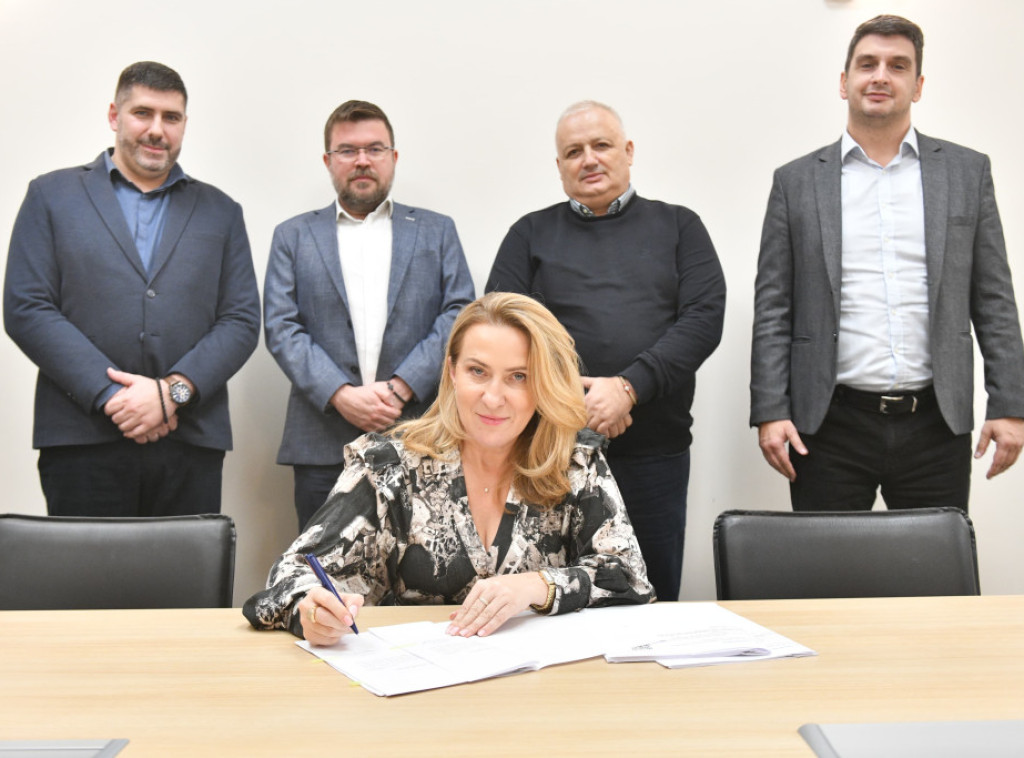 Snežana Paunović zaključila birački spisak za lokalne izbore u Sečnju, Mionici i Negotinu