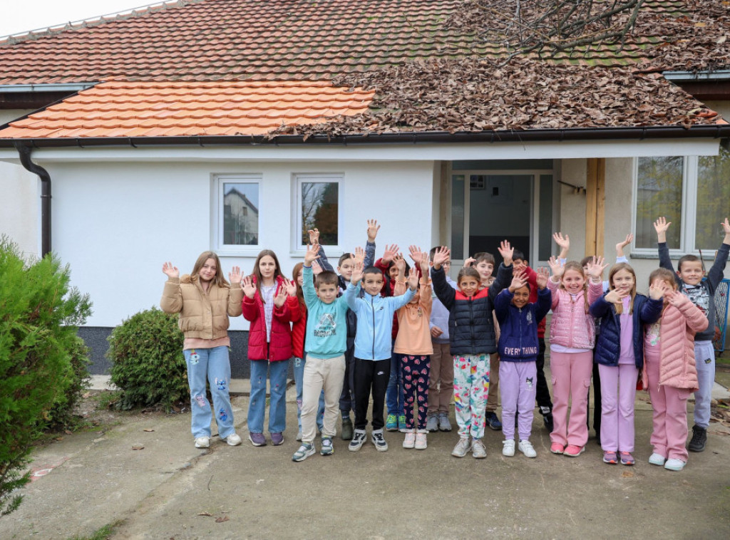 Arno Gujon: Renovirana škola u Berivojcu u AP Kosovo i Metohija, to je 54. po redu rekonstruisana škola