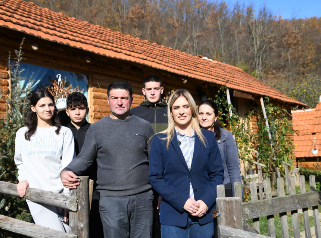 Uručena pomoć socijalno ugroženim porodicama u opštini Medveđa