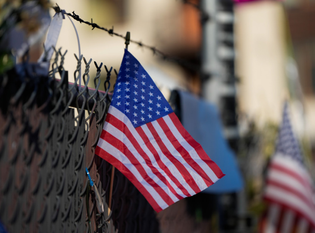 Stotine pripadnika Nacionalne garde napušta Portland i Čikago