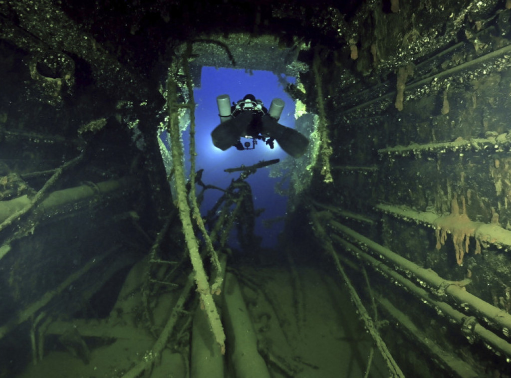 SAD: Brodolom kod San Dijega, stradale četiri osobe, četiri povređene