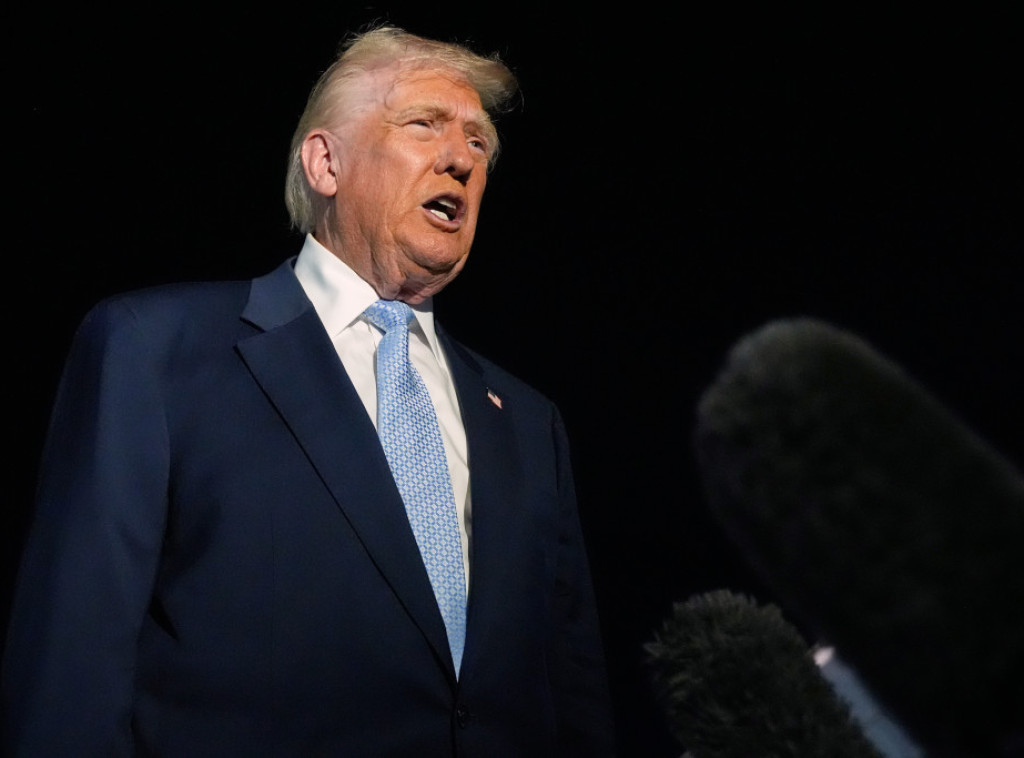 Tramp podržao plan uvođenja carina od 500 odsto za države koje trguju s Rusijom