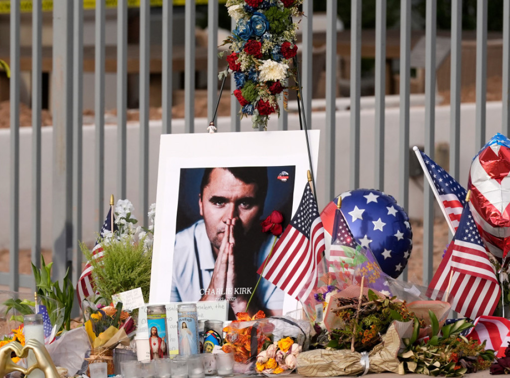 Anketa: Većina Amerikanaca veruje da je ekstremna retorika dovela do ubistva Čarlija Kirka