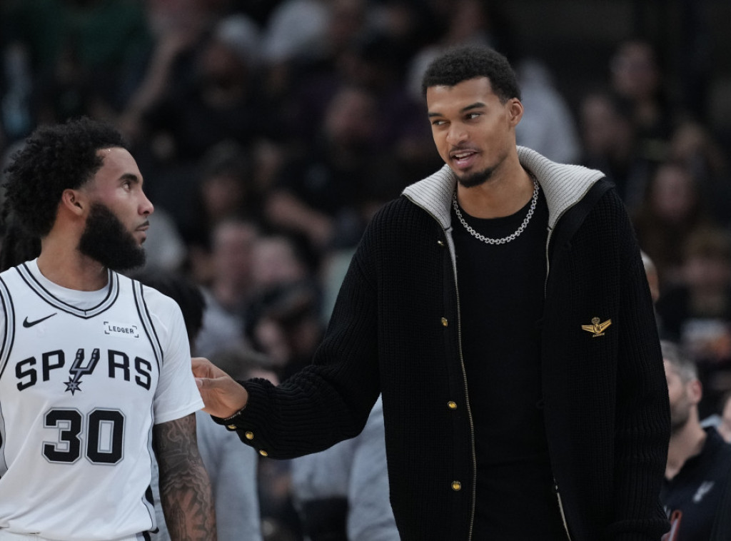 Košarkaš San Antonija Viktor Vembanjama odsustvovaće nekoliko nedelja sa terena