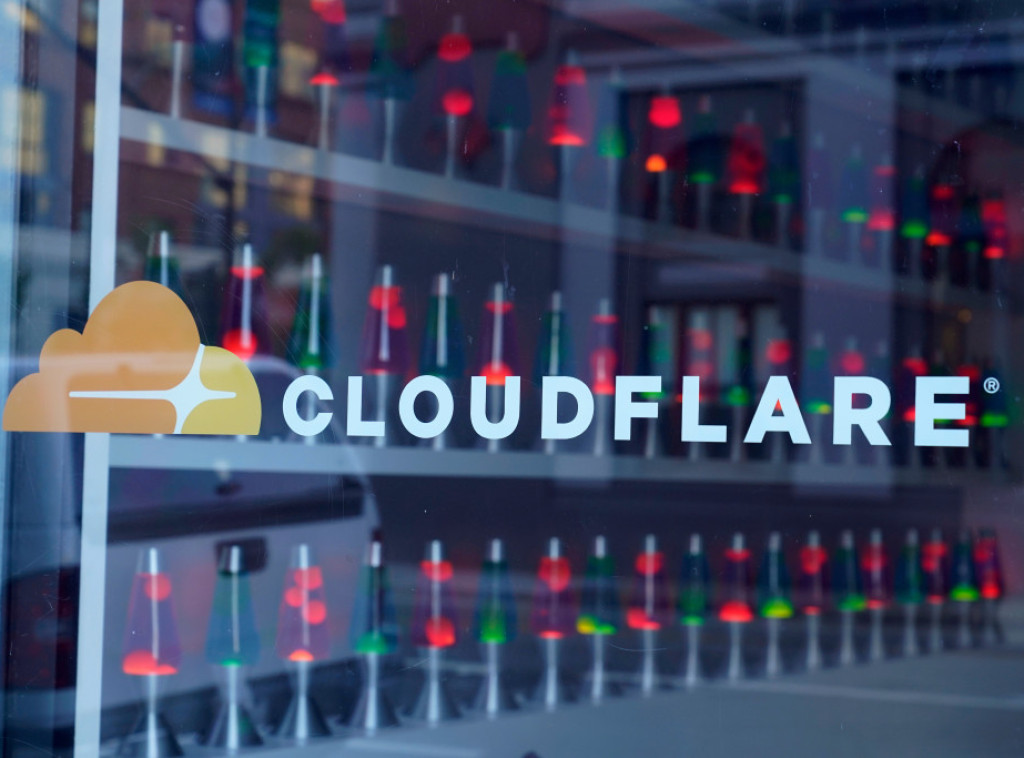 Pali sajtovi širom sveta zbog greške u radu Klaudflera, pogođena i Srbija