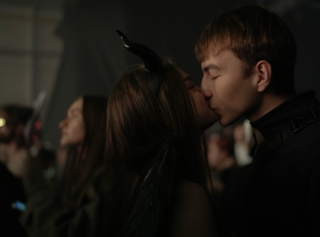 Studija: Prvi poljubac se dogodio pre više od 20 miliona godina