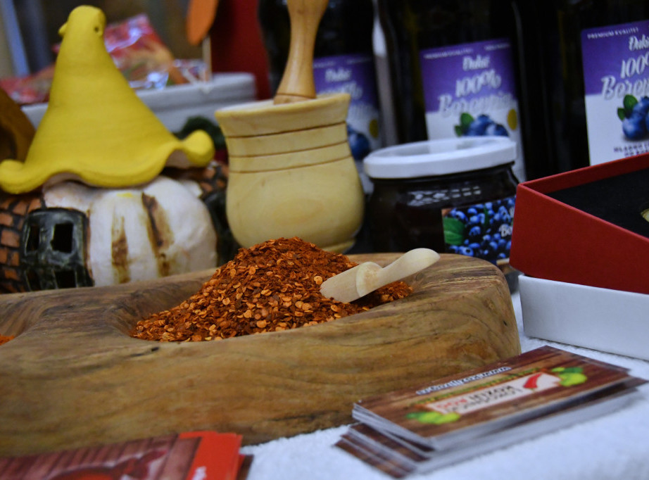 Javni poziv za sredstva za razvoj preduzetništva žena na selu otvoren do 12. aprila