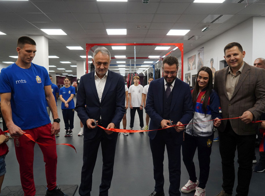 U lozničkom "Lagatoru" otvoren prvi Regionalni bokserski centar u Srbiji
