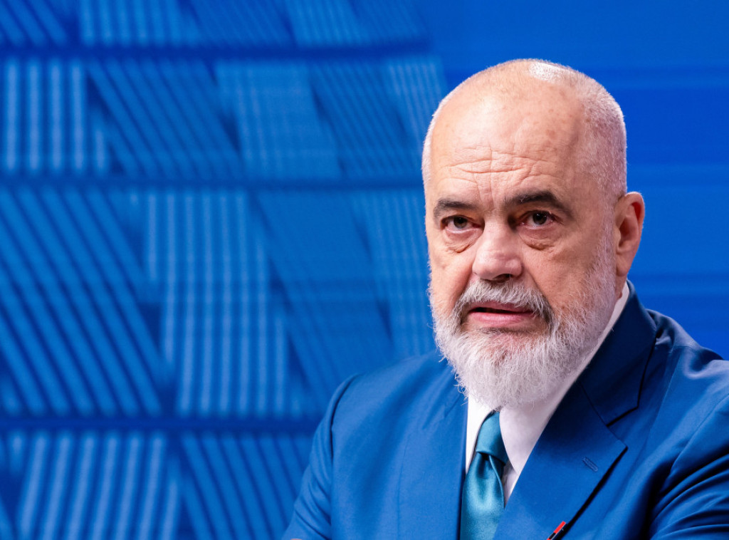 Edi Rama kritikovao "etničke stereotipe i nepristojnu demagogiju" Šabane Mahmud
