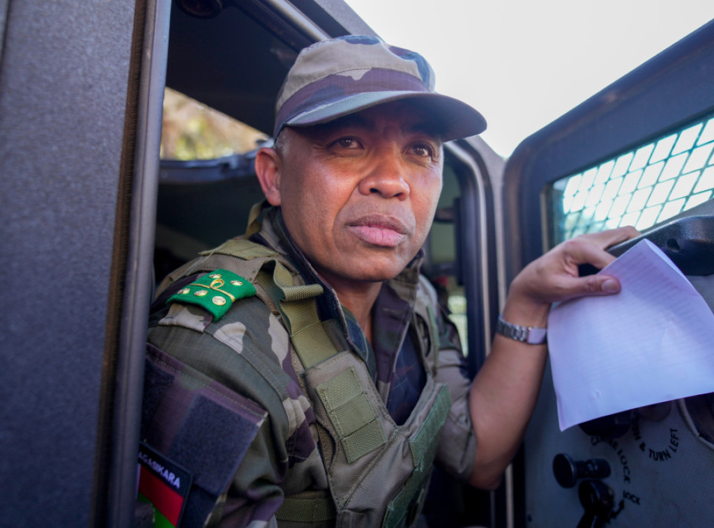 Predsednik Madagaskara pronašao dragi kamen od 300 kg u predsedničkoj palati