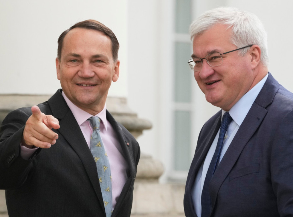 Radoslav Sikorski: Poljska traži konsultacije o mirovnom planu za Ukrajinu