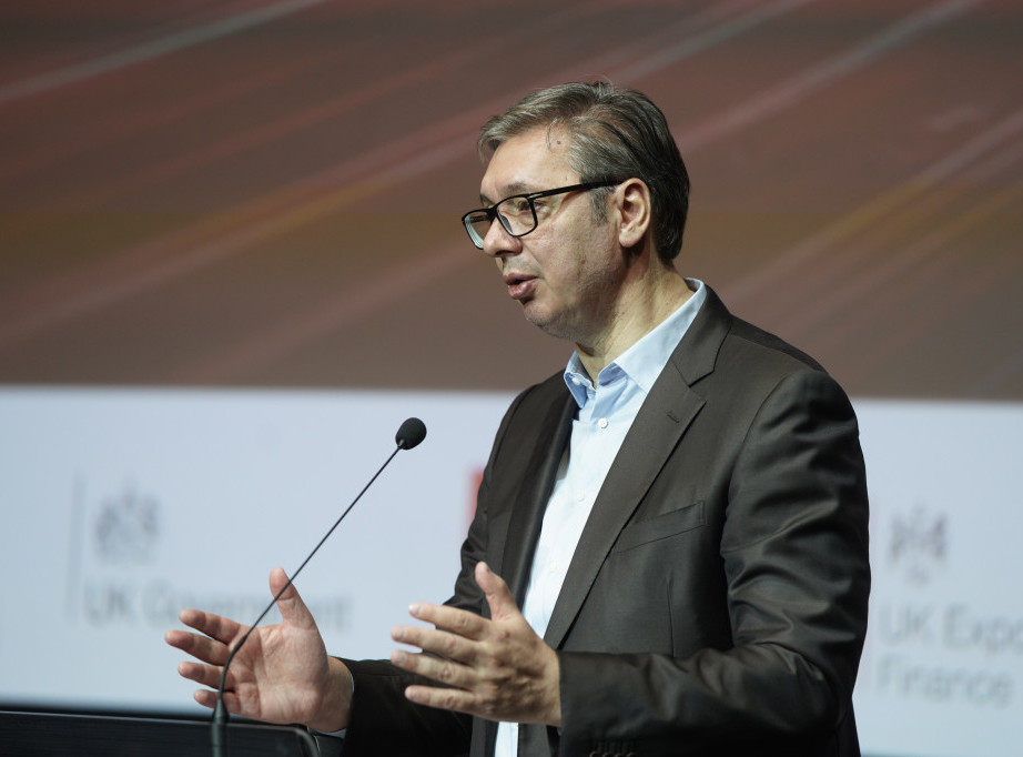 Vučić obišao radove na Ekspu: Verujem da ćemo završiti do septembra 2026. godine