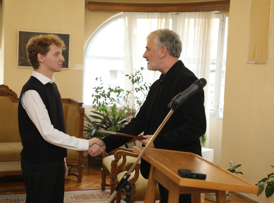 Prevodilačka nagrada "Nikola Trajković" uručena Marku Petriću