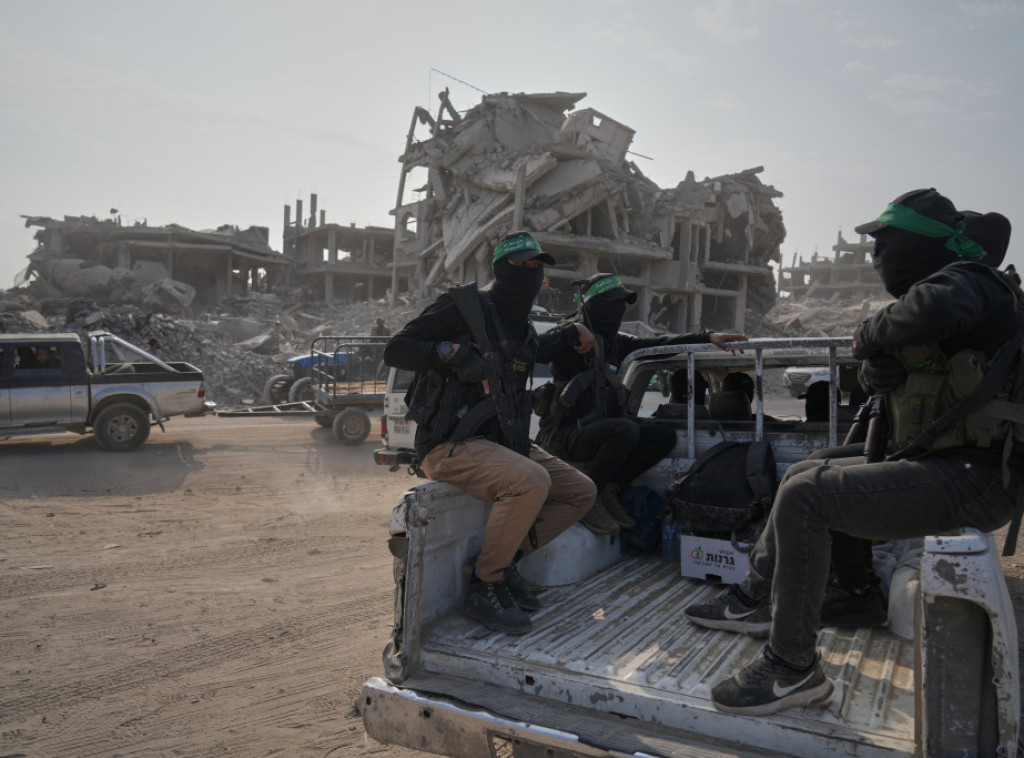 IDF: Ubijeno šest operativaca Hamasa koji su izašli iz tunela u Rafi, zarobljeno pet