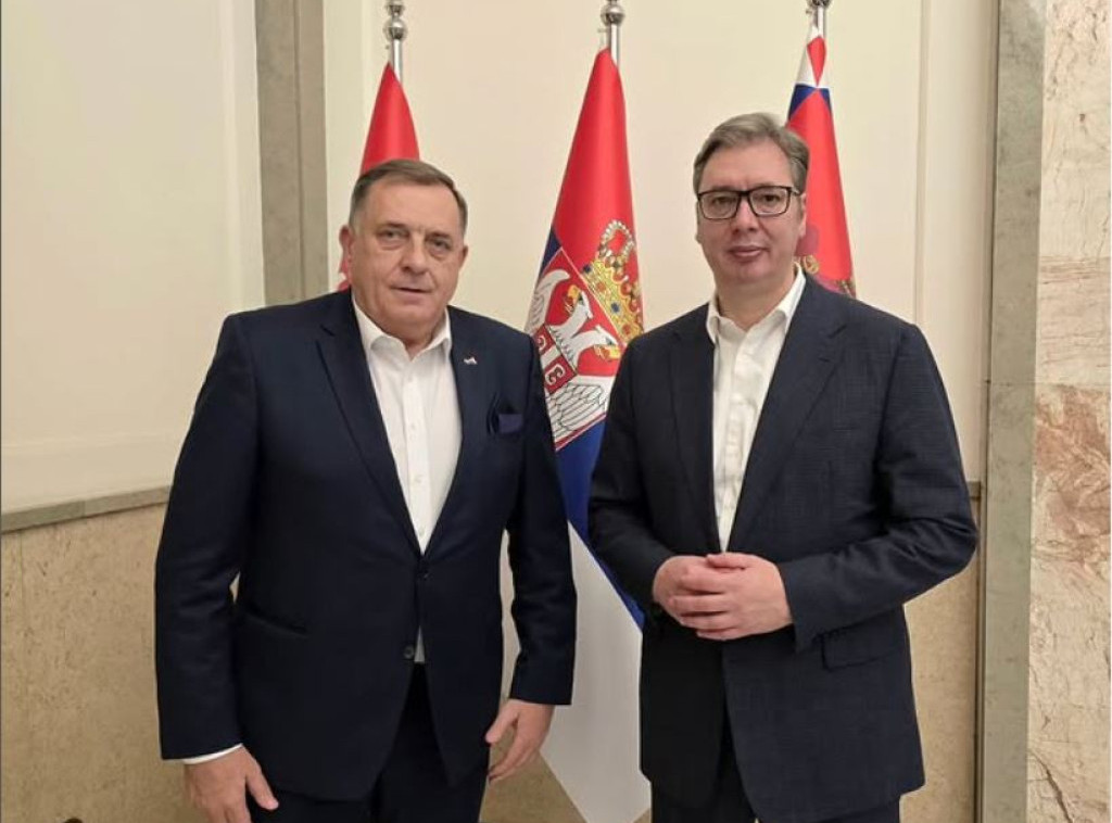 Vučić sa Dodikom o regionalnoj stabilnosti i saradnji Srbije i Republike Srpske