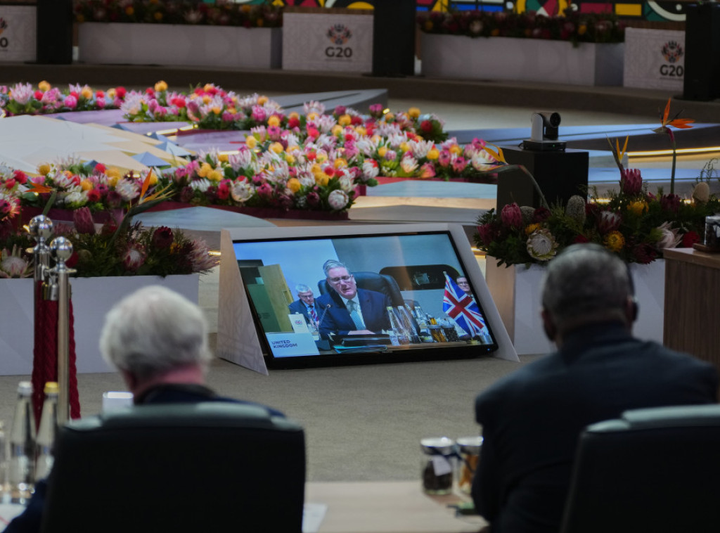 Starmer poziva sve koji imaju informacije o slučaju Epstin da ih iznesu