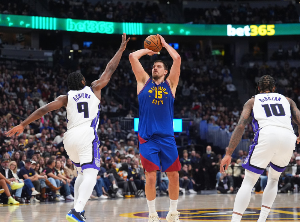 Košarkaši Denvera poraženi od Sakramenta, Nikola Jokić zabeležio 44 poena i 13 skokova