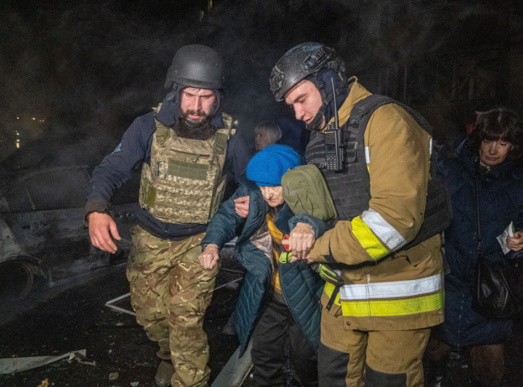 Dve osobe poginule, osam povređeno u ruskom napadu dronom na Harkov