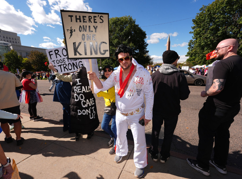 Sudija iz Misurija kažnjen zbog nošenja perike i puštanja muzike Elvisa Preslija