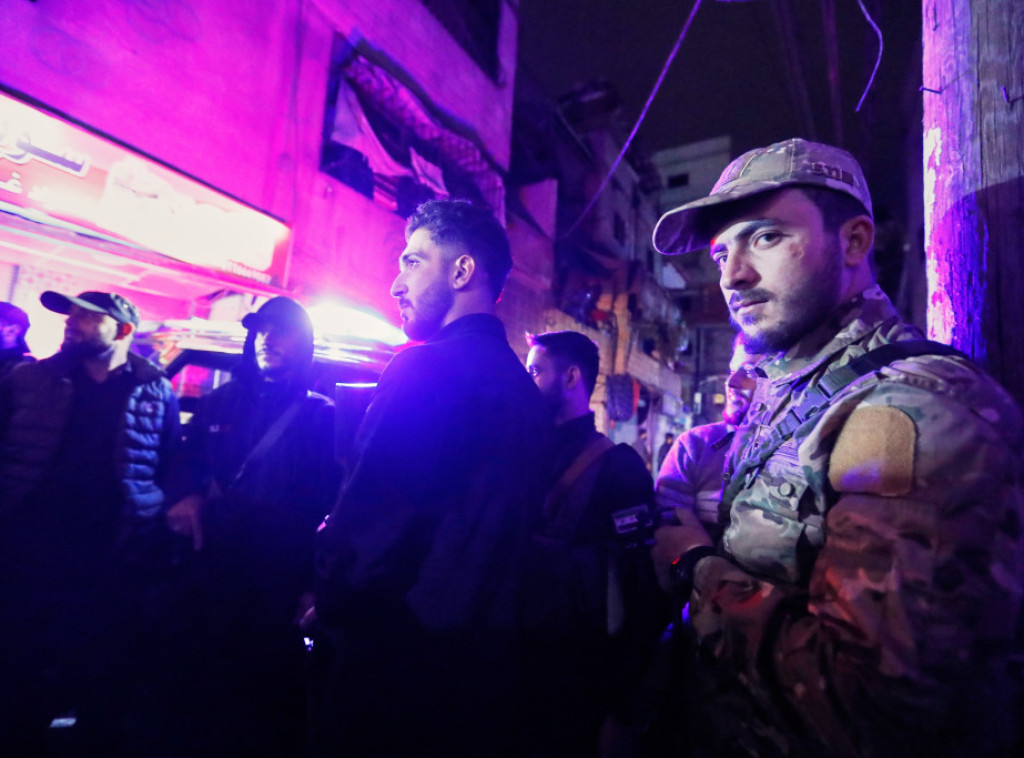 Sirija: Snage bezbednosti vatrenim oružjem rasteruju demonstranate alavitske manjine