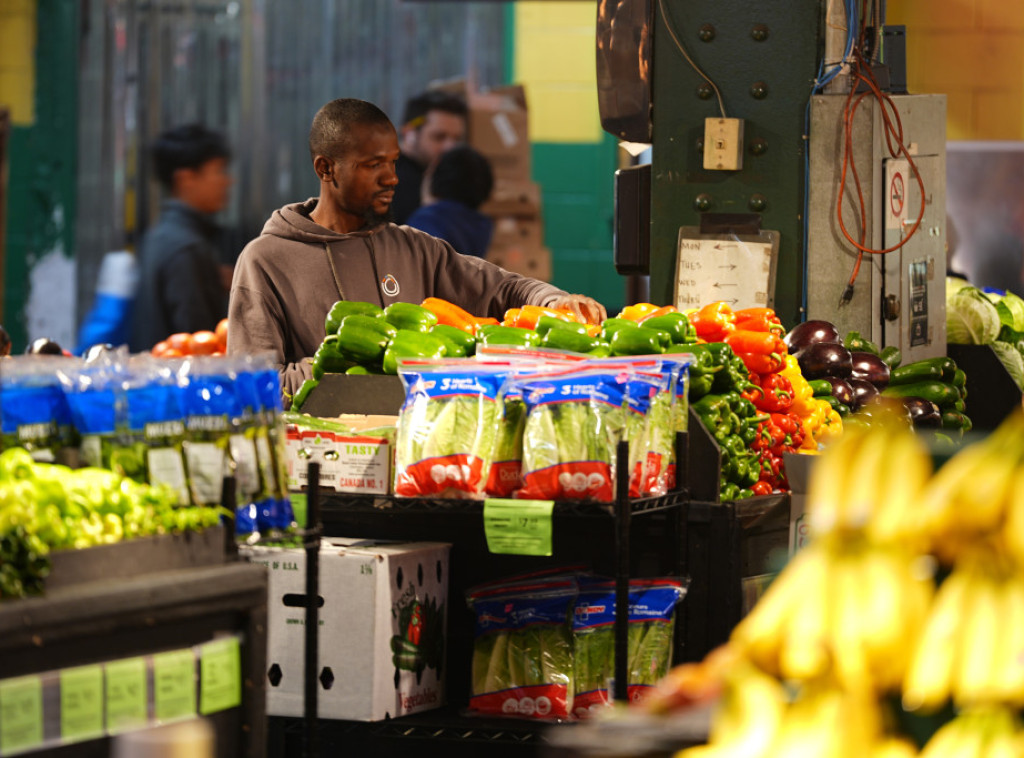 Konferencijski odbor: Američki potrošači razočarani trenutnom ekonomijom i izgledima za budućnost