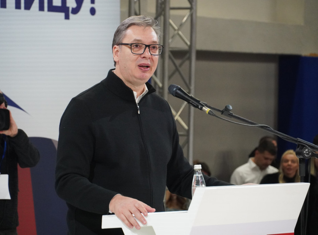 Predsednik Vučić: Opozicija rušenjem šatora ispred Skupštine pokazala svoju nasilnu prirodu