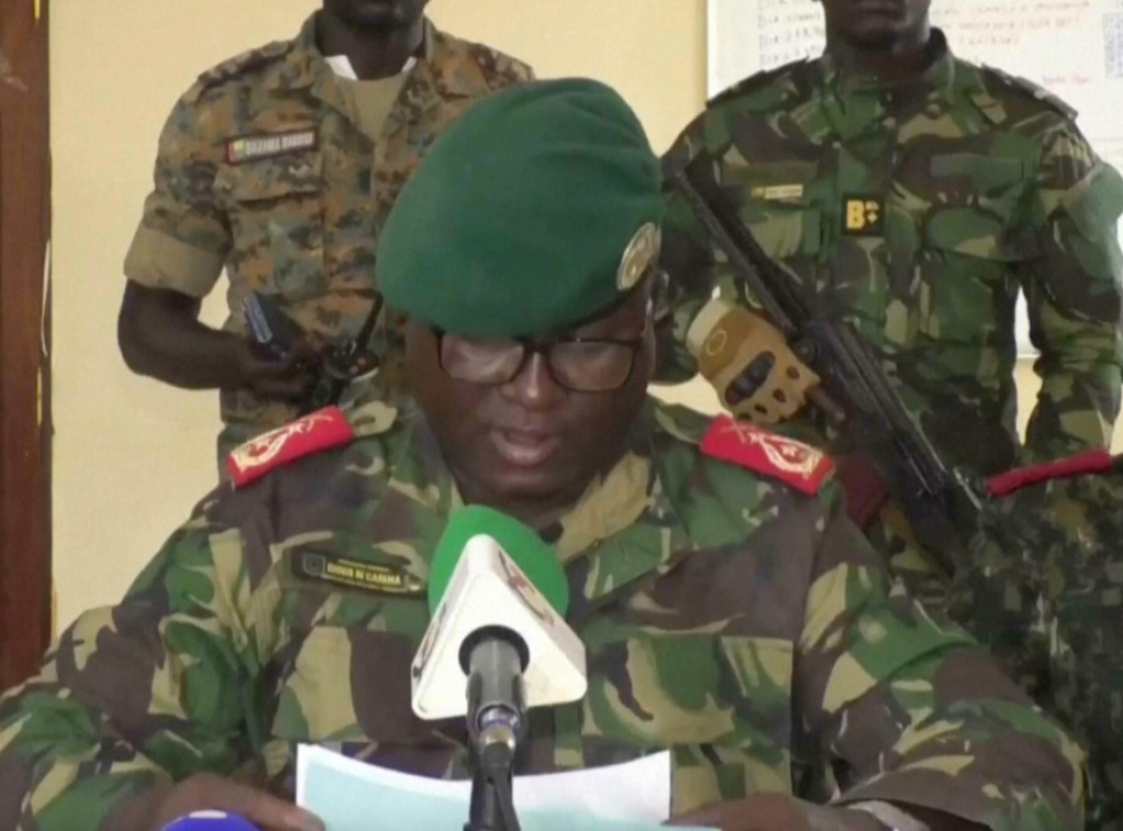 Gvineja Bisao: Vojska preuzela vlast, predsednik Embalo uhapšen, granice zatvorene