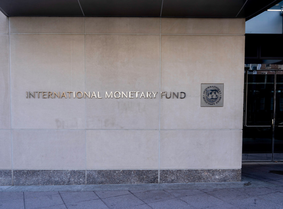 IMF, Serbian authorities reach staff-level agreement on third review under PCI