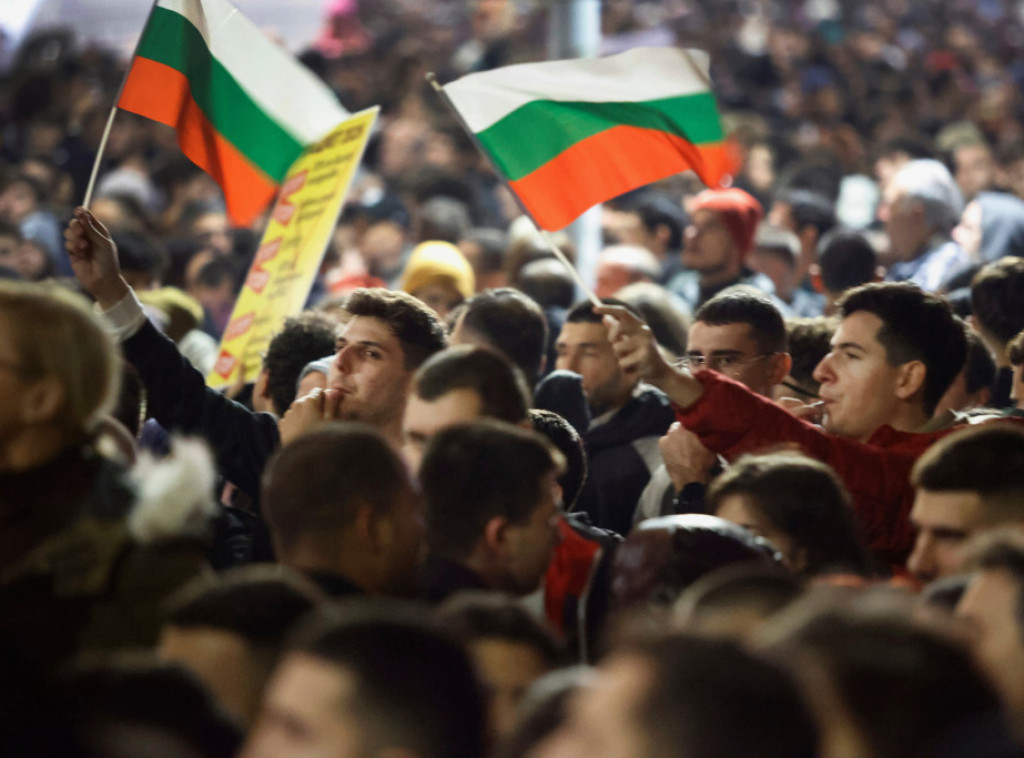 Hiljade ljudi protestovalo u Sofiji protiv brzog usvajanja budžeta za 2026. godinu