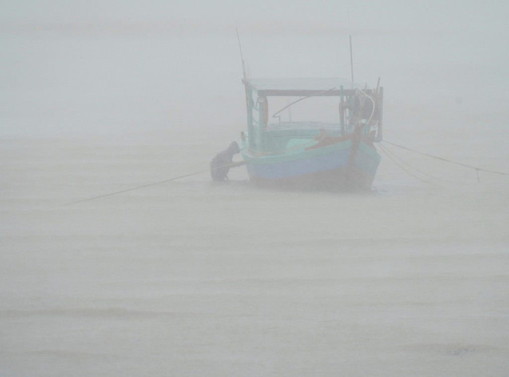 Više od 20 osoba poginulo, 14 nestalo nakon obilnih kiša na Šri Lanki