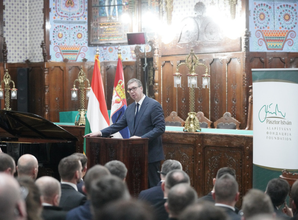 Vučić: Promenili smo istorijski tok u odnosima Srba i Mađara gradeći poverenje; razgovaraću sa Orbanom o NIS-u