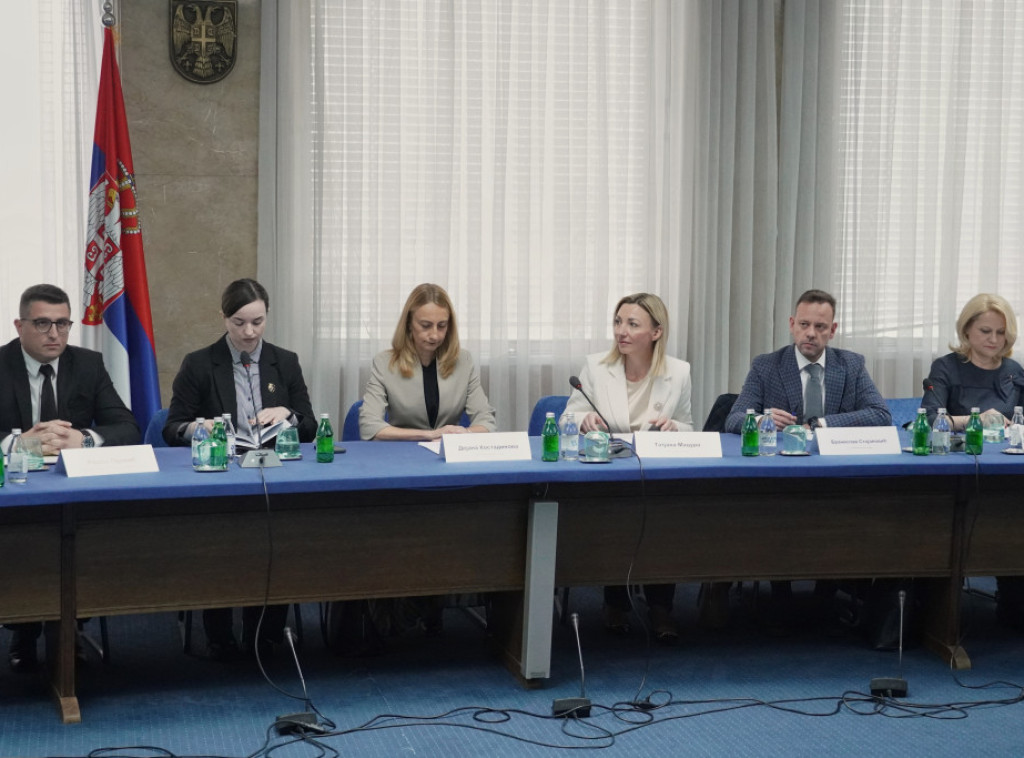 Macura: Najveći broj dečijih brakova među Romima - oko 56 odsto