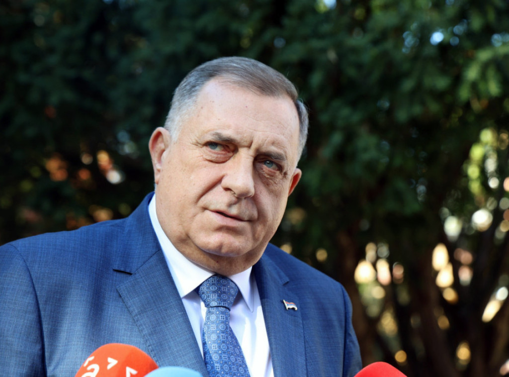 Dodik: Apsolutna podrška inicijativi Vučića da Zapadni Balkan istovremeno uđe u EU