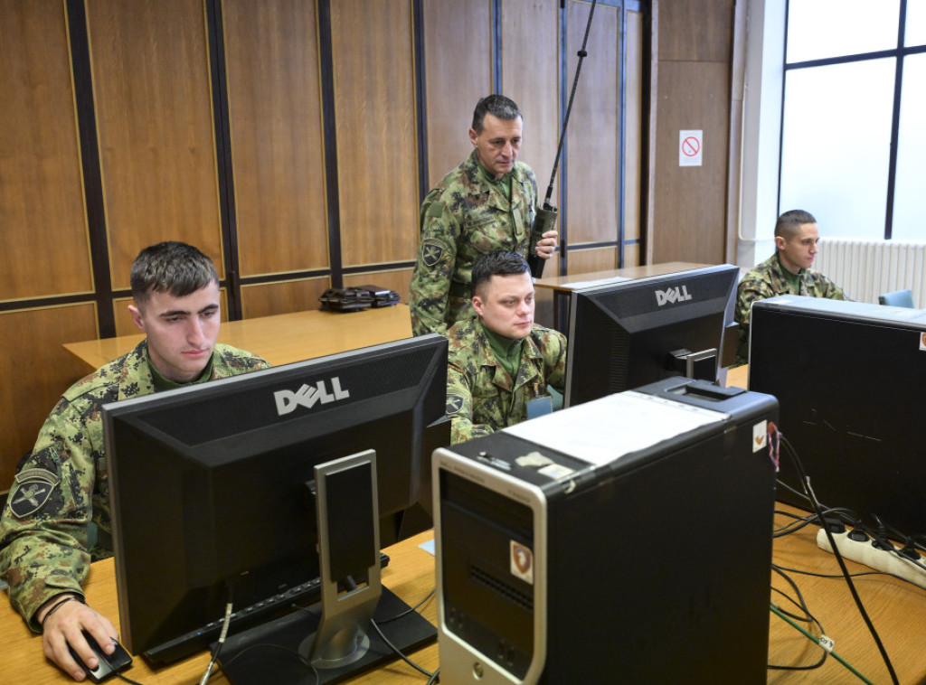 Vežba Mešovite artiljerijske brigade uz primenu računarskih simulacija "Vatreni udar"