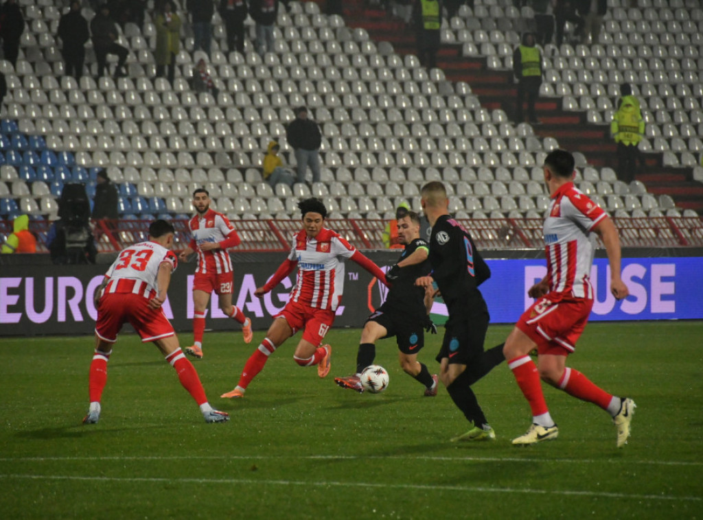 Zvezda i FCSB igraju bez golova posle prvog poluvremena, Učena isključen u 27. minutu