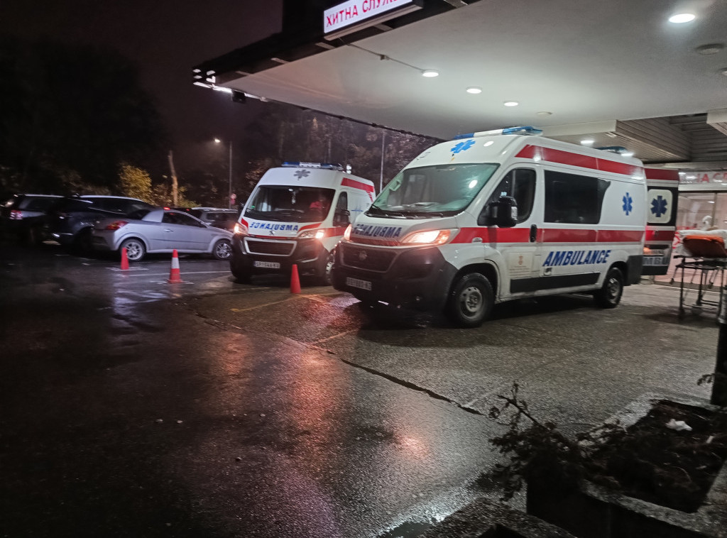 Hitna pomoć: Četiri osobe lakše povređene u četiri udesa u Beogradu