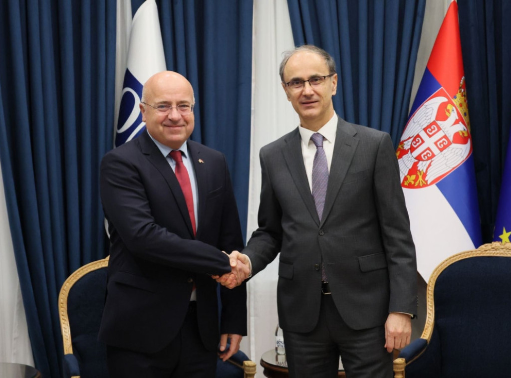 Macut receives OSCE's Pesko