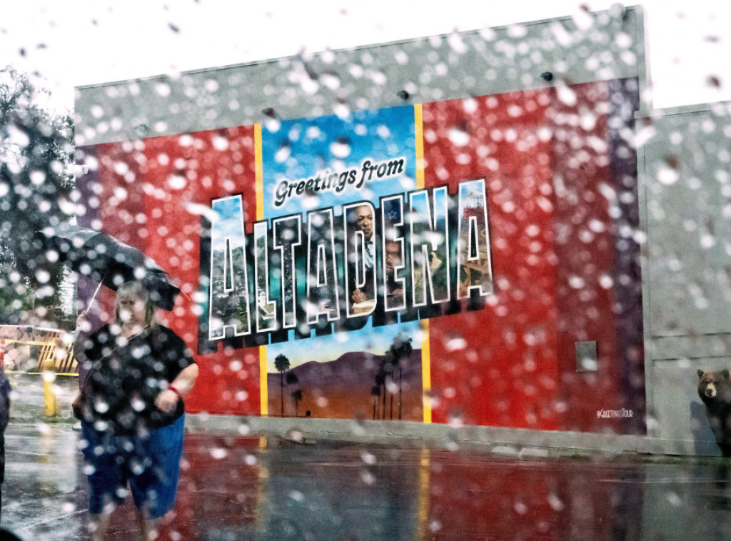 Pucnjava u Kaliforniji na "crni petak", dve osobe ranjene u tržnom centru