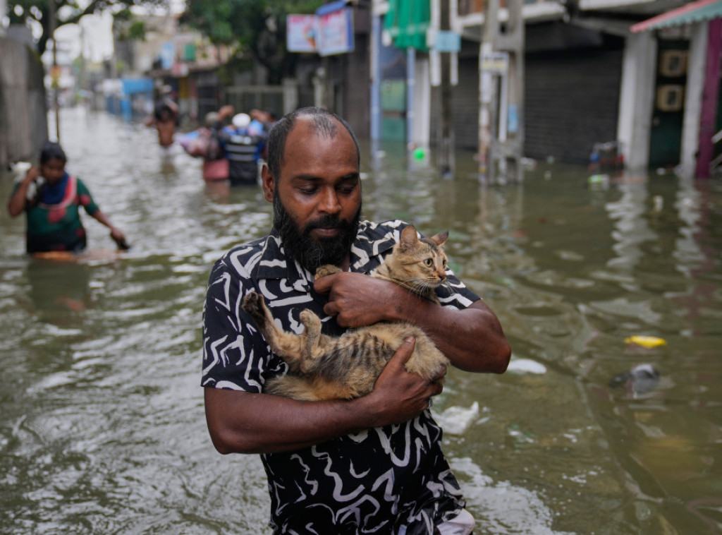 Predsednik Šri Lanke proglasio vanredno stanje zbog poplava