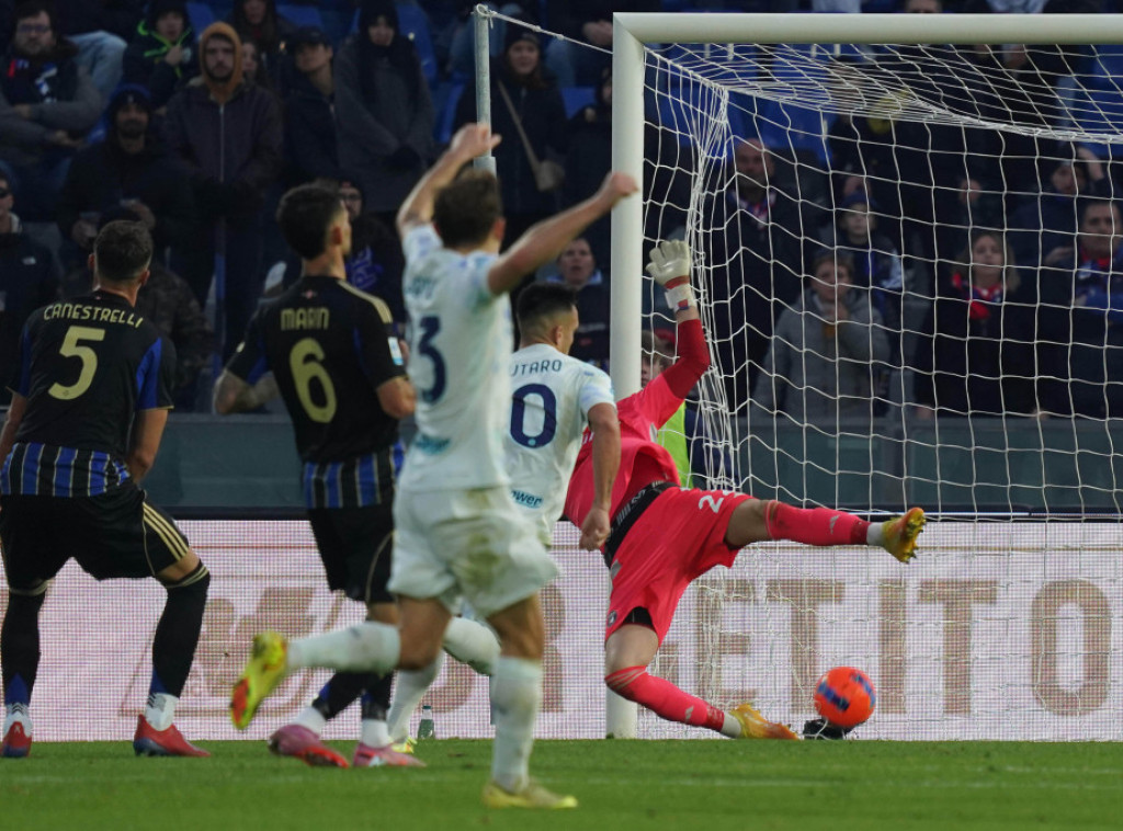 Lautaro Martinez doneo pobedu Interu protiv Pize u Seriji A