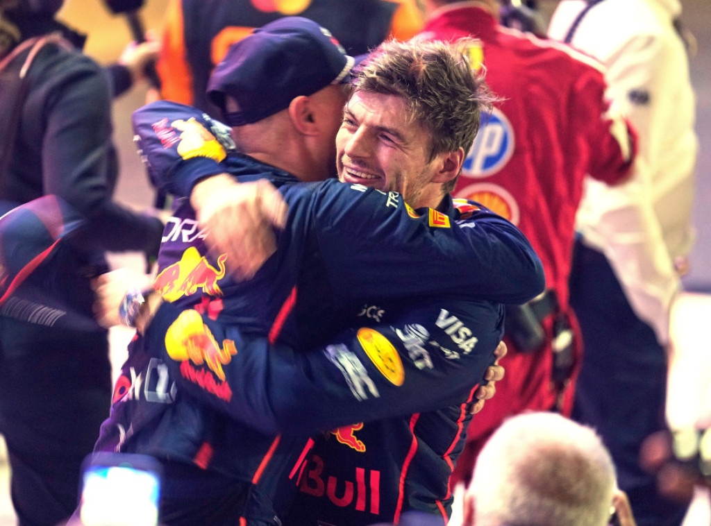 F1: Ferstapen pobednik trke za Veliku nagradu Katara, odluka o šampionu u Abu Dabiju