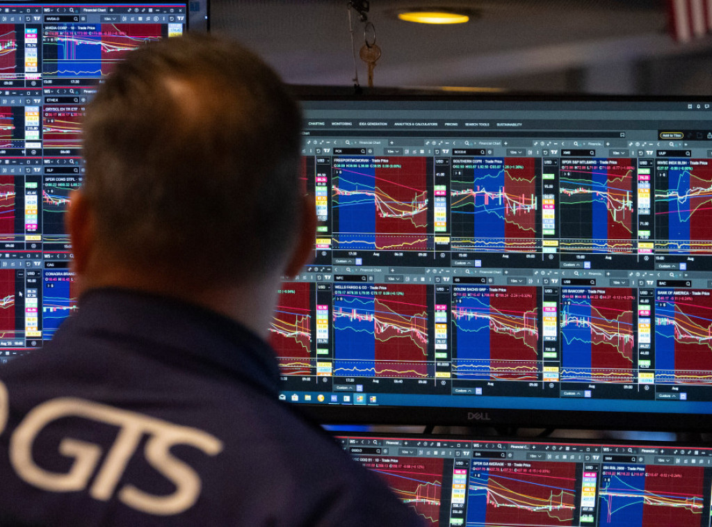 Evropski berzanski indeksi započeli decembar blagim padom, poskupeli nafta i zlato