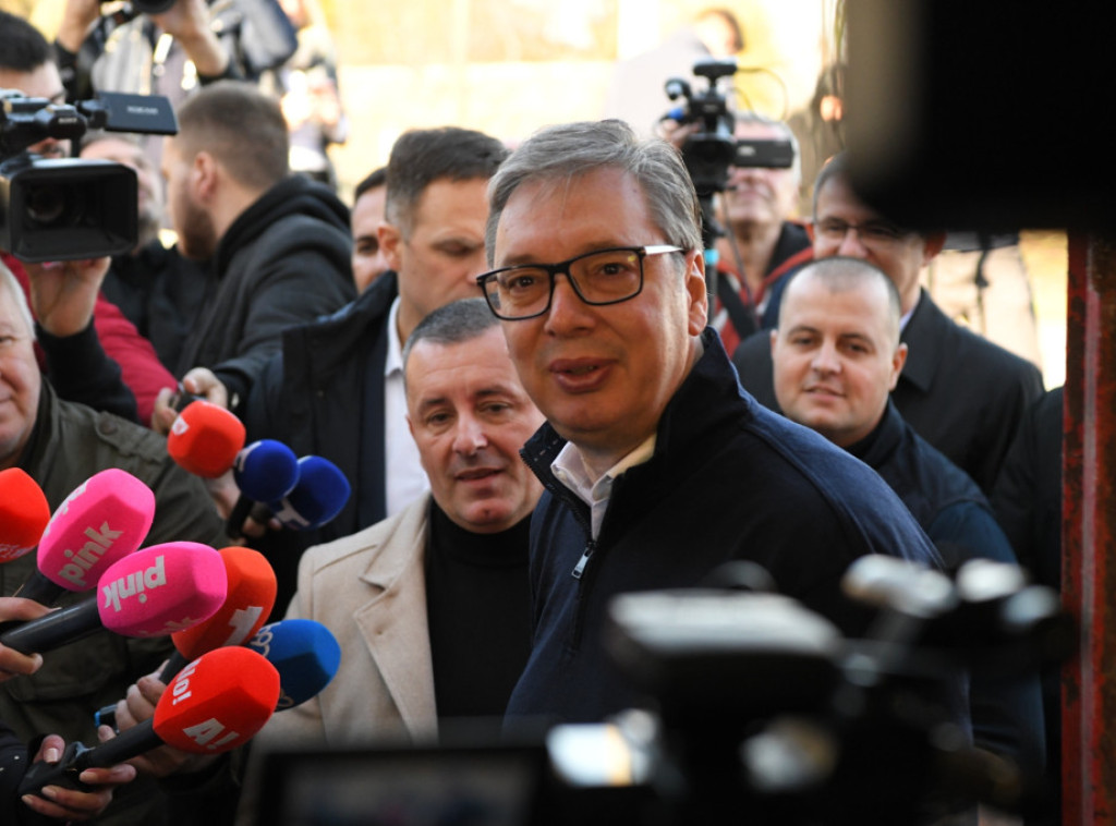 Vucic: Still no news from US about NIS, major meeting due on Tuesday