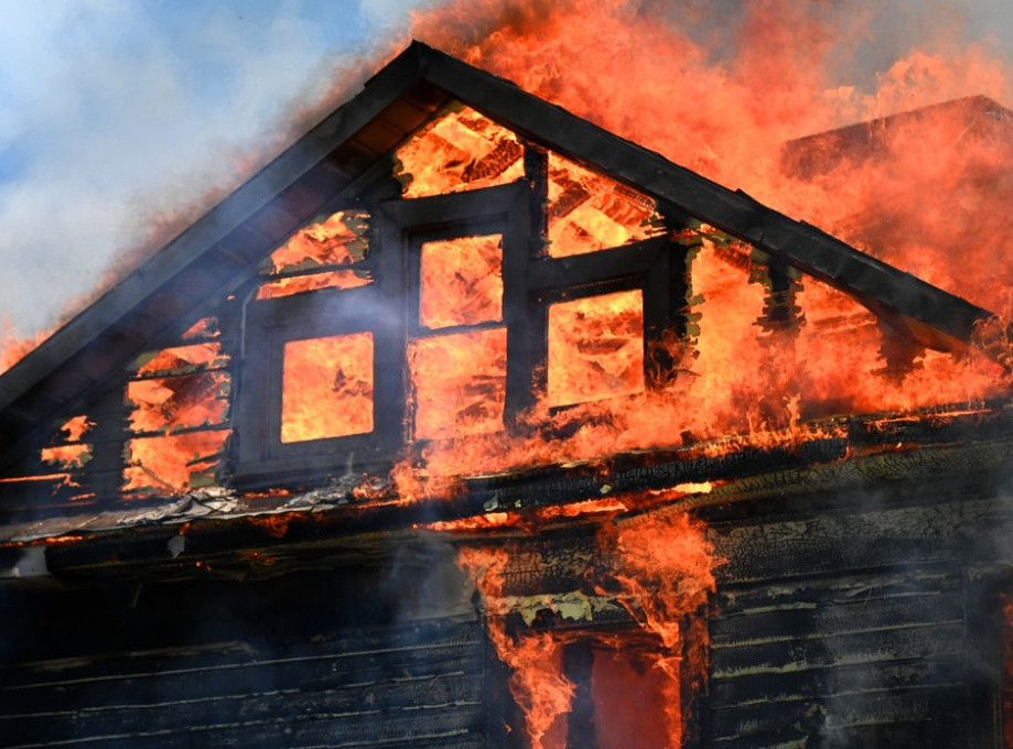 Par sa Sicilije i njihov šestogodišnji sin poginuli u eksploziji svoje kuće u Nemačkoj