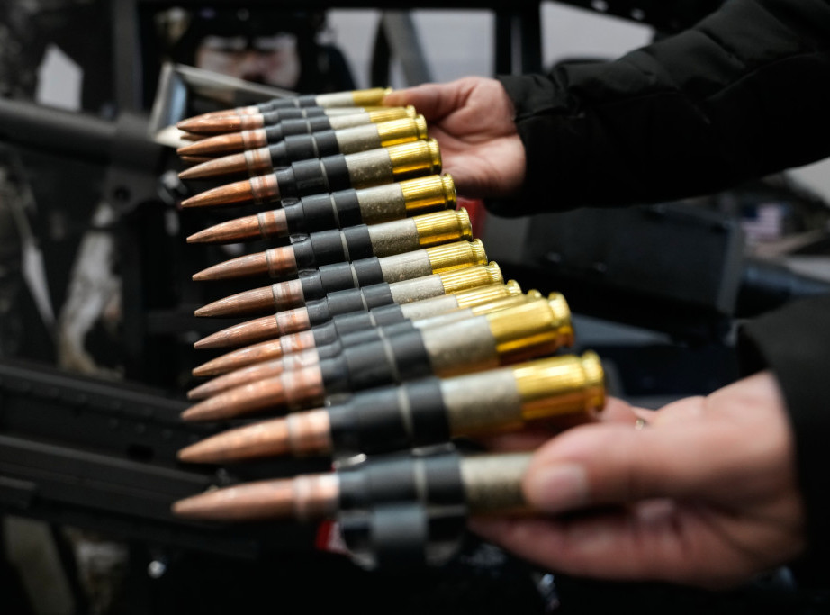 Ukrajini isporučeno 4,4 miliona metaka velikog kalibra u okviru češke inicijative