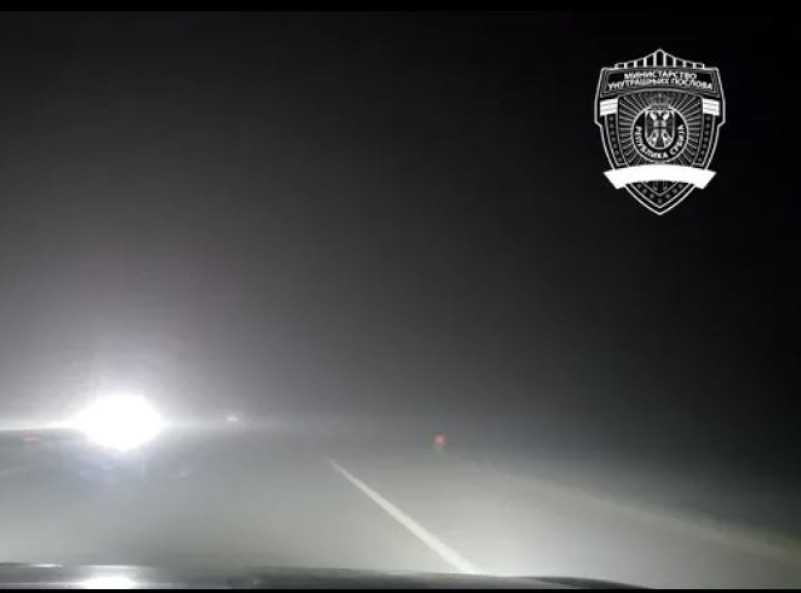 MUP: Zbog guste magle apelujemo da se smanji brzina kretanja i poveća odstojanje